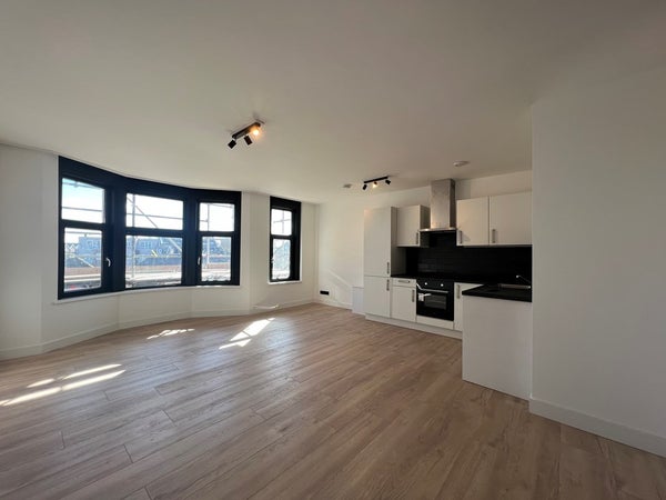 House Image 2