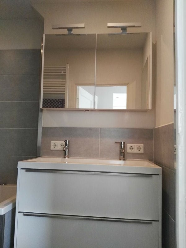 House Image 5