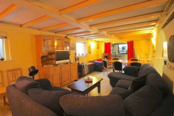 House Image 2