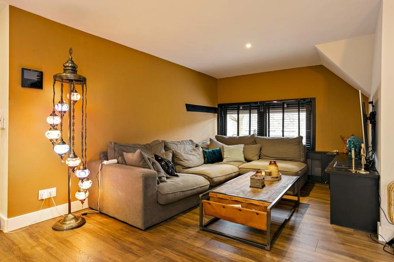 House Image 2