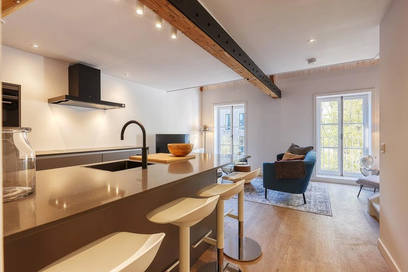 recent house