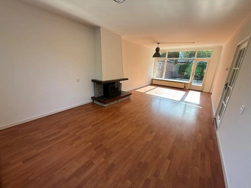 House Image 5