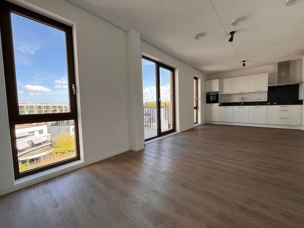 House Image 5