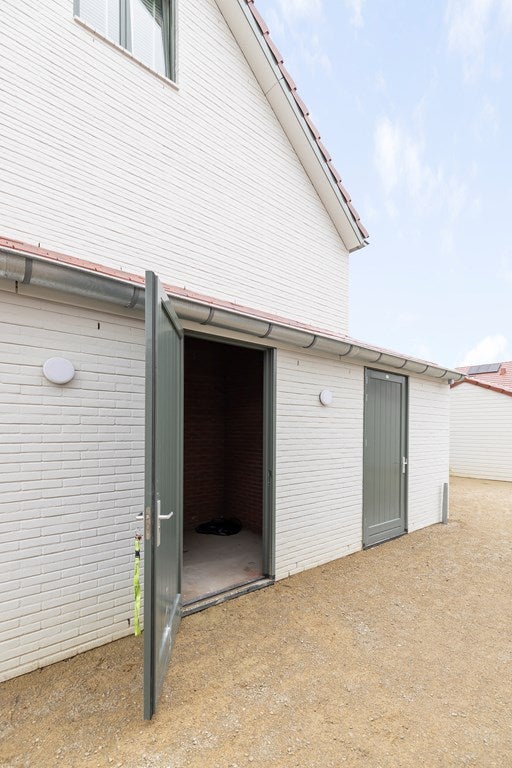House Exterior