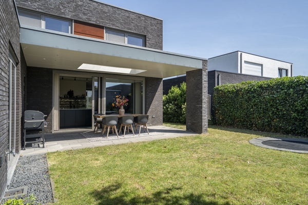House Exterior
