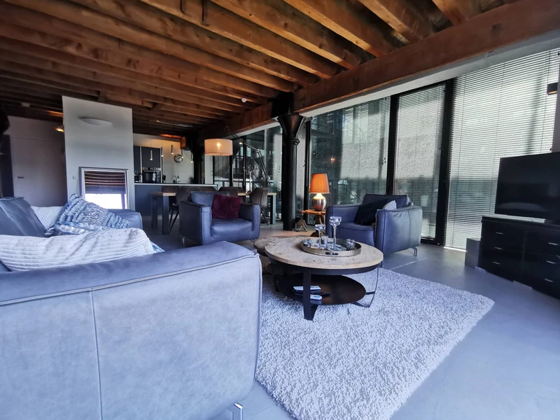 House Image 2