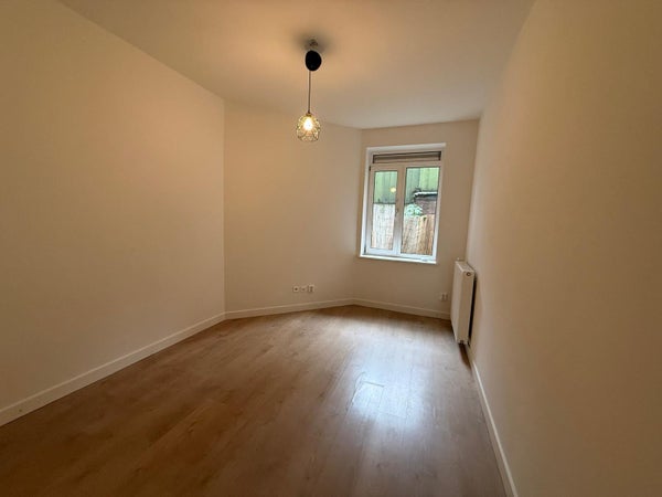 House Image 5