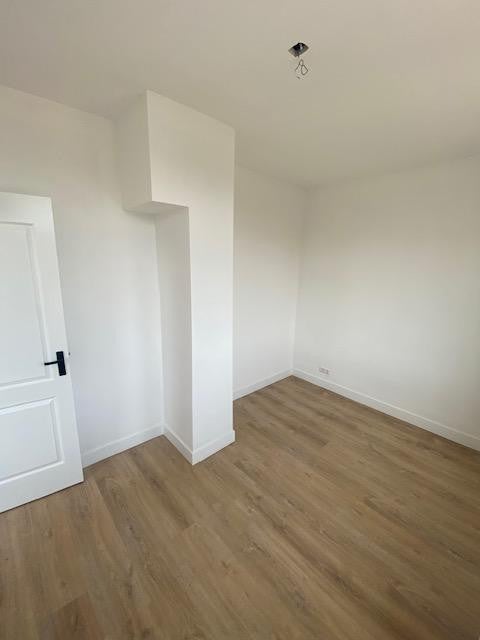 House Image 5