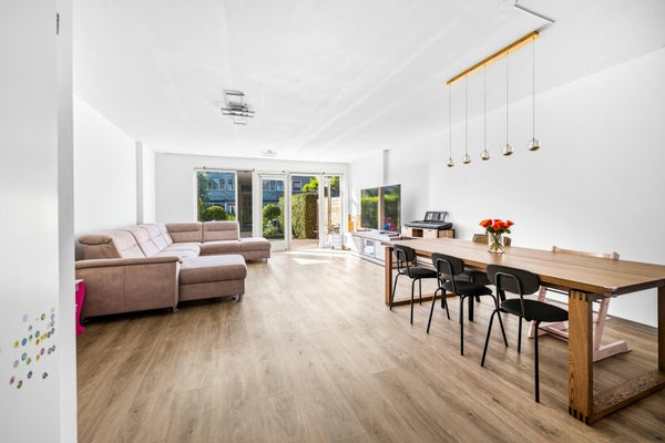 House Image 5