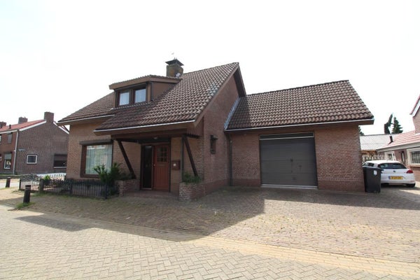 House Image 2