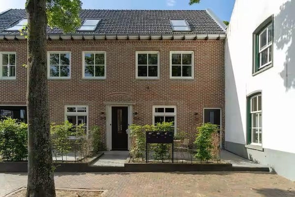 House Image 2