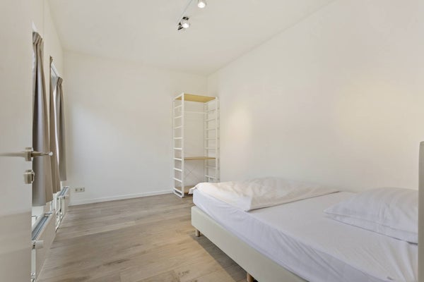 House Image 4