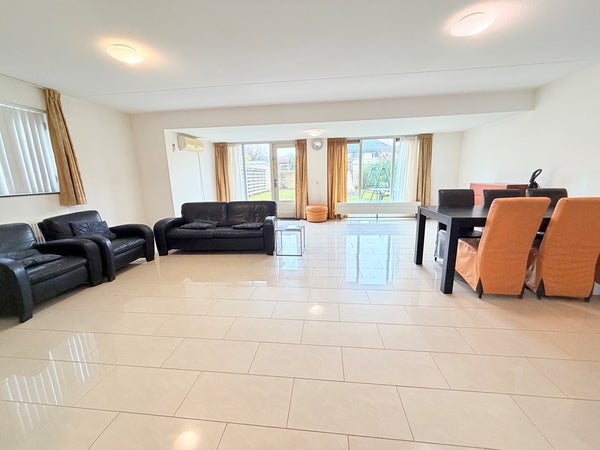 House Image 5