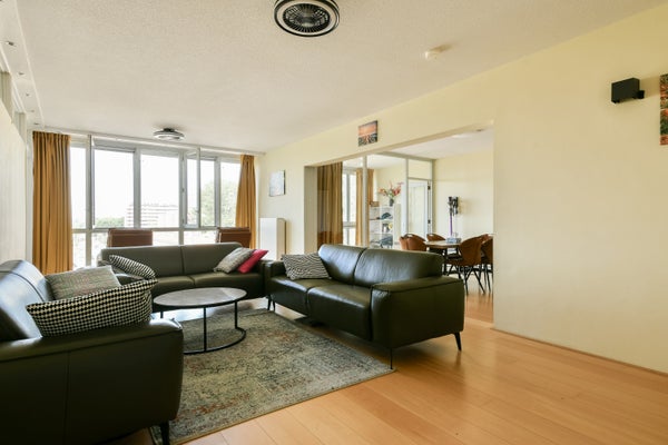 House Image 2