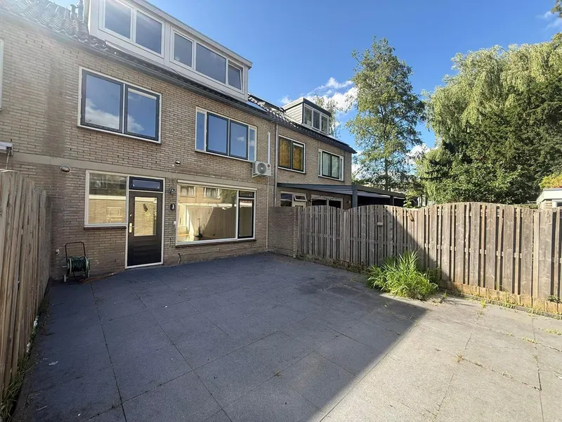 House Image 3