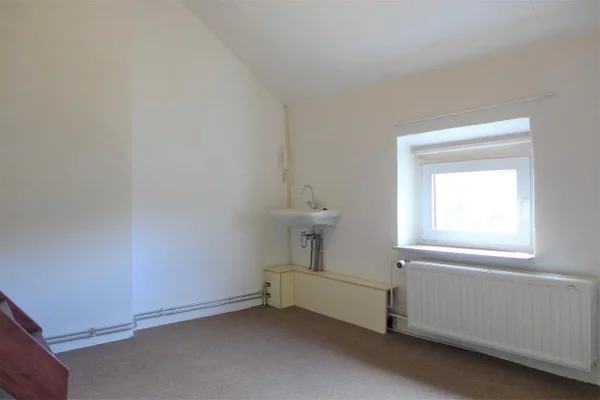House Image 5
