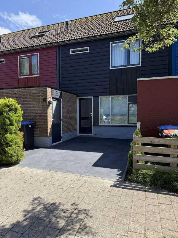 House Image 2