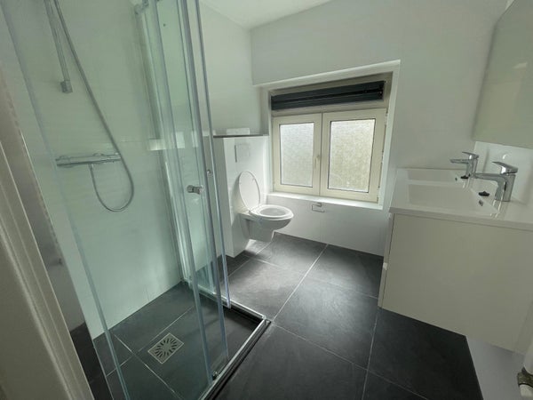 House Image 4