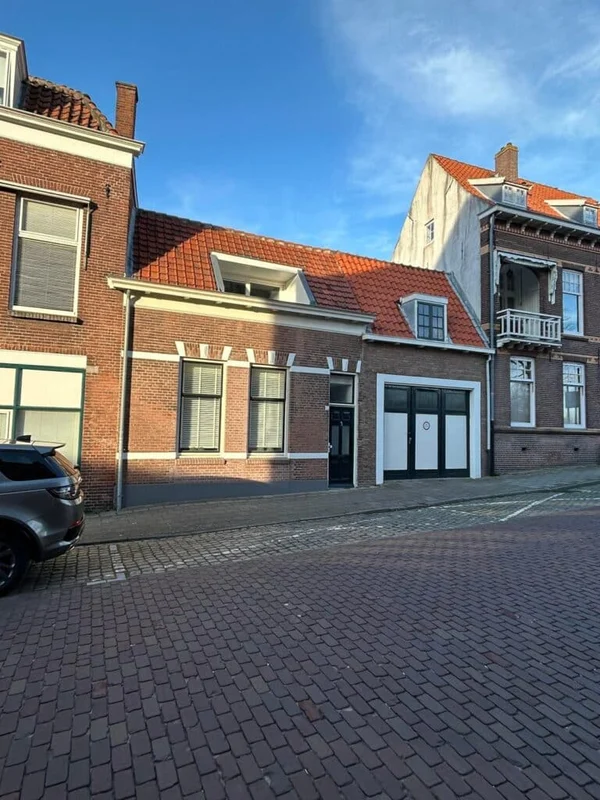 House Image 2