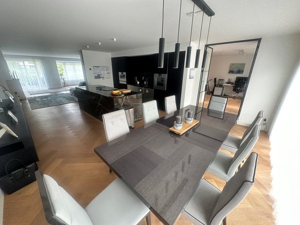 House Image 3