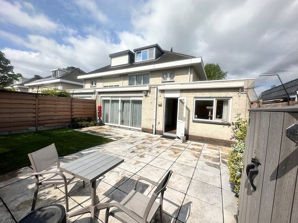 House Image 4