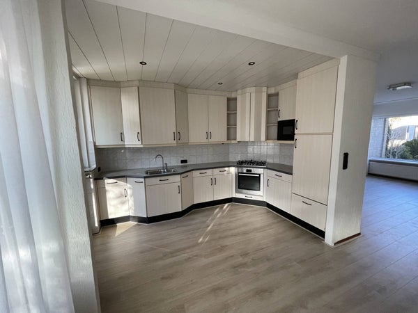House Image 4