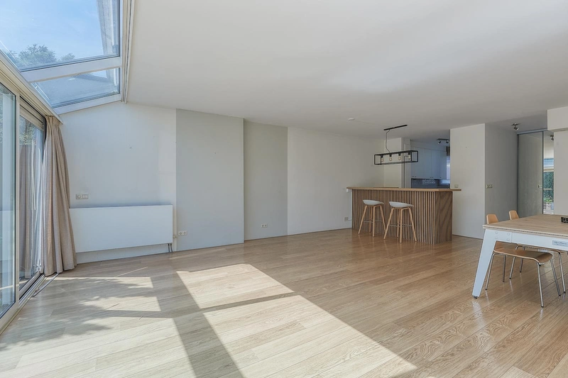 House Image 5