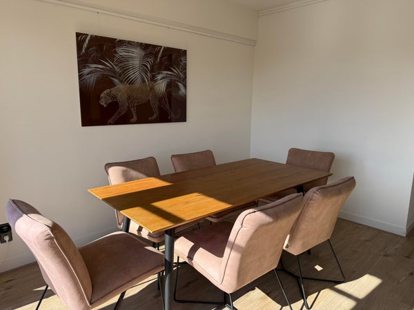 House Image 5