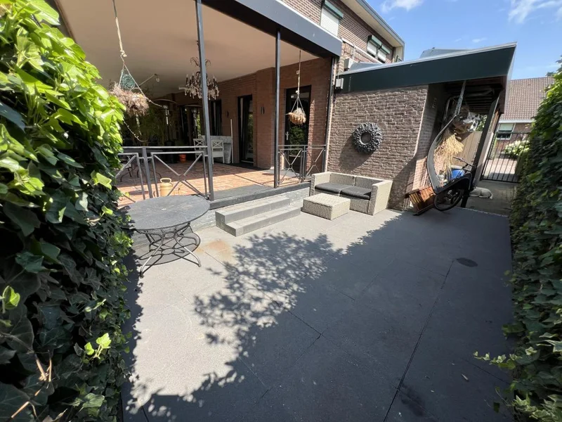 House Image 2