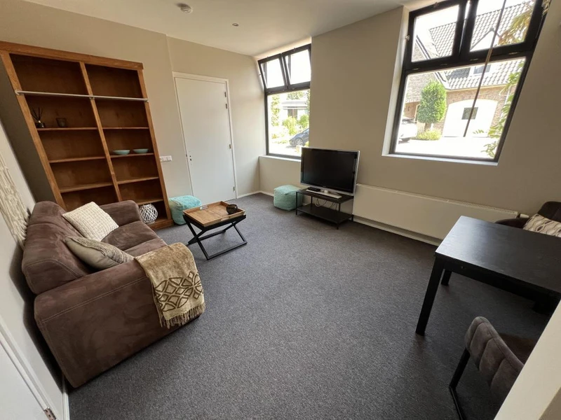 House Image 4