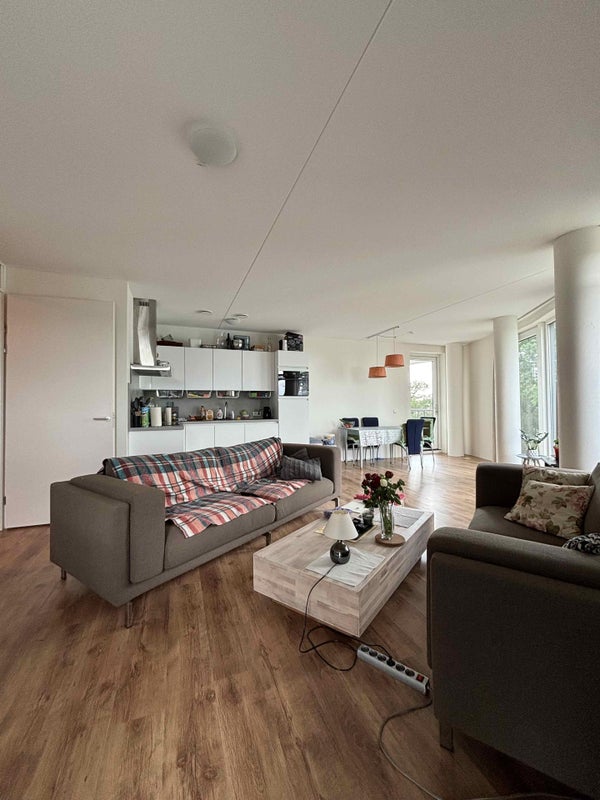 House Image 5