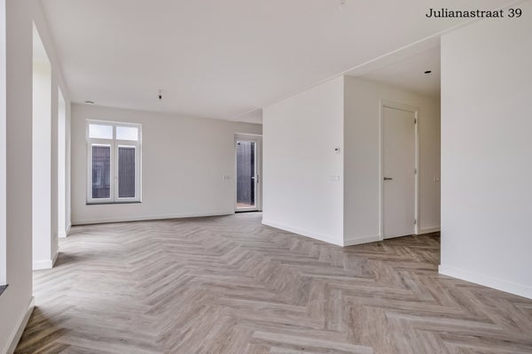 House Image 3
