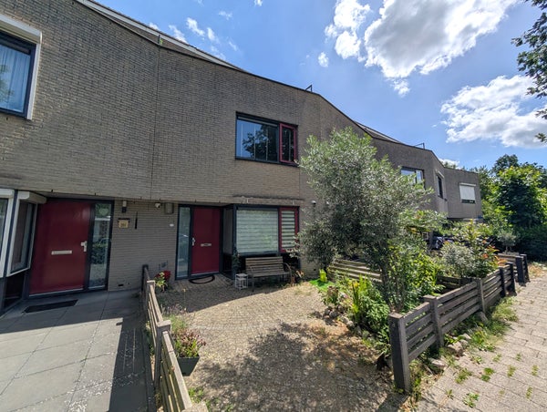 House Image 2