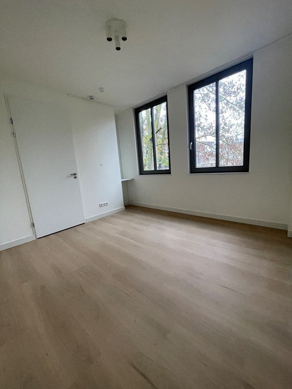 House Image 5
