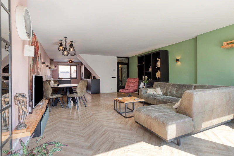 House Image 5