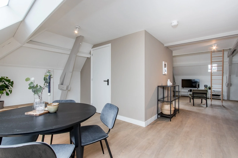 House Image 5