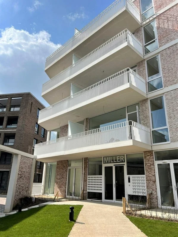 recent house