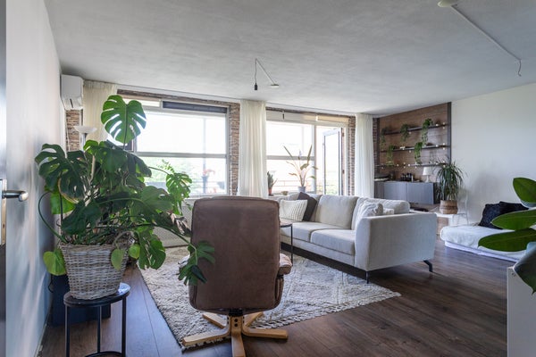 recent house