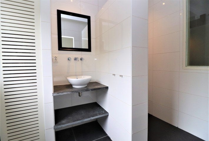 House Image 4
