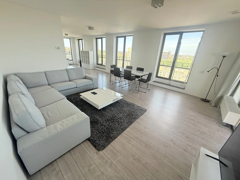 House Image 2