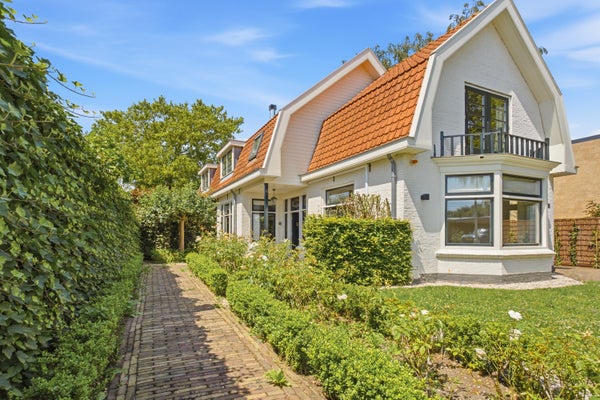 House Image 2