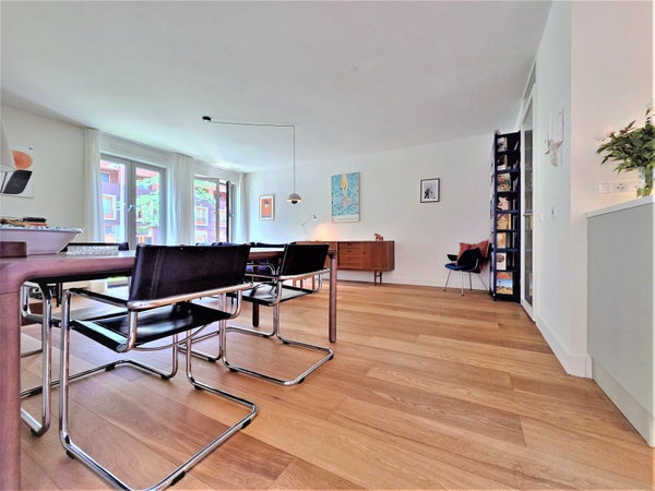 House Image 2