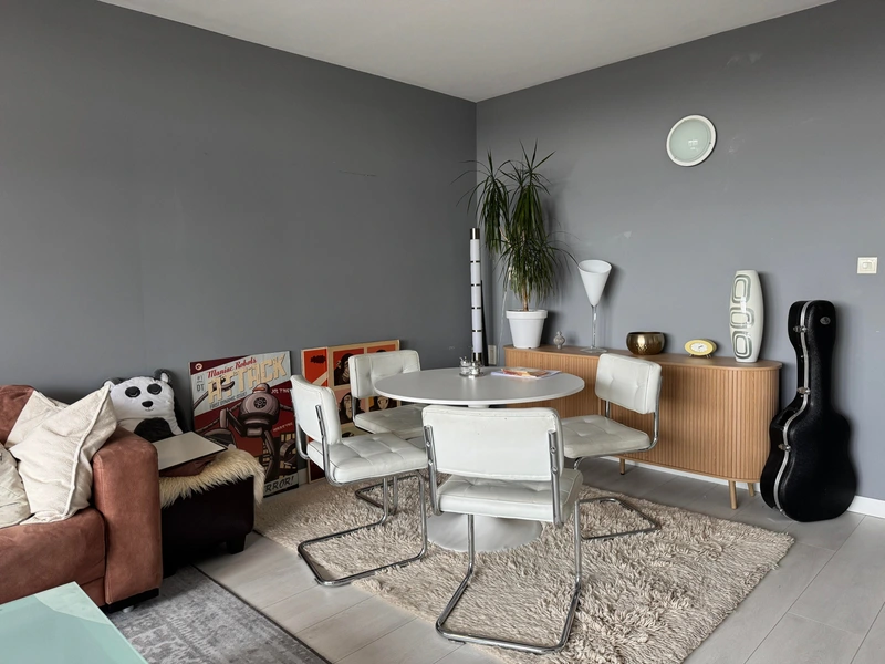 House Image 4