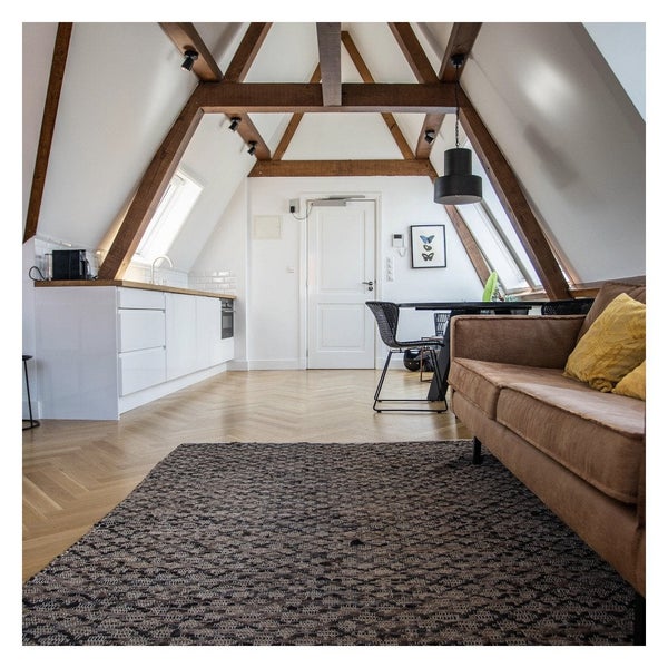 House Image 2