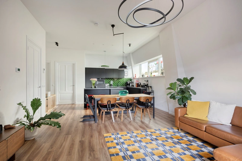 House Image 2