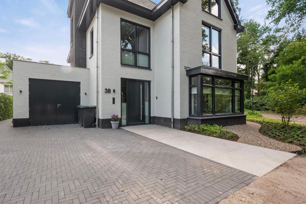 House Image 5