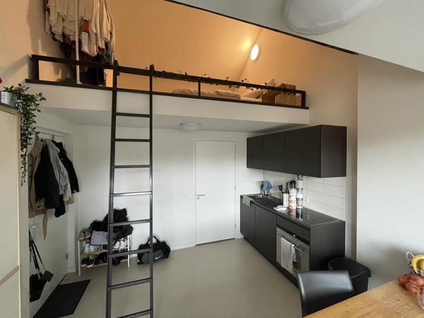 House Image 3