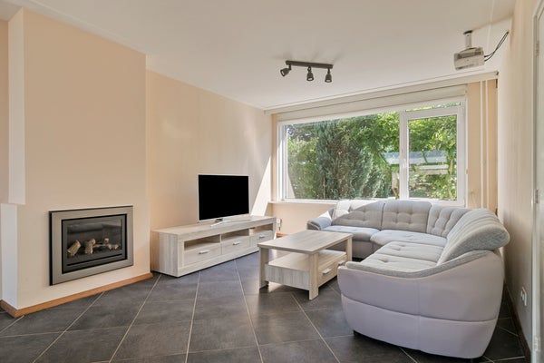 House Image 4