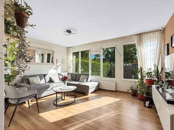 House Image 2
