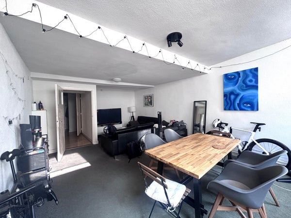 House Image 4